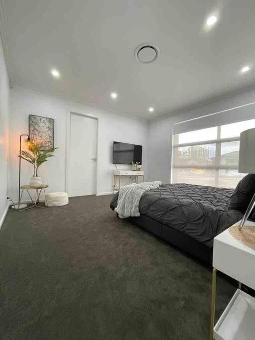 Neat 4 Bedroom In Catherine Fields Narellan Eksteriør billede