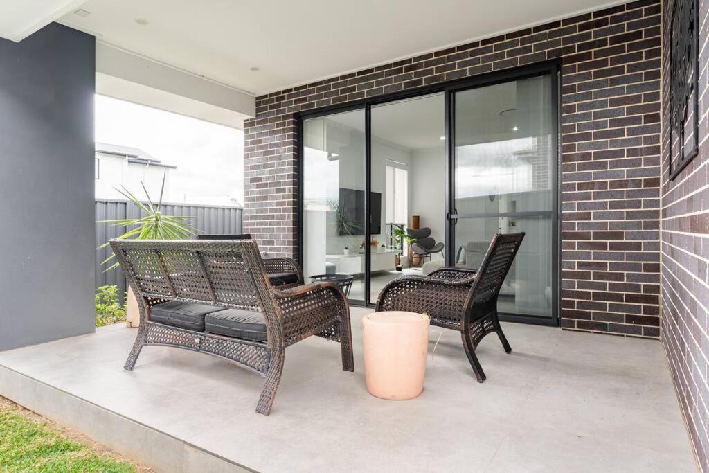 Neat 4 Bedroom In Catherine Fields Narellan Eksteriør billede