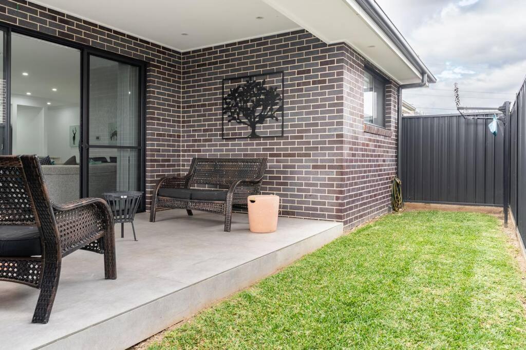 Neat 4 Bedroom In Catherine Fields Narellan Eksteriør billede