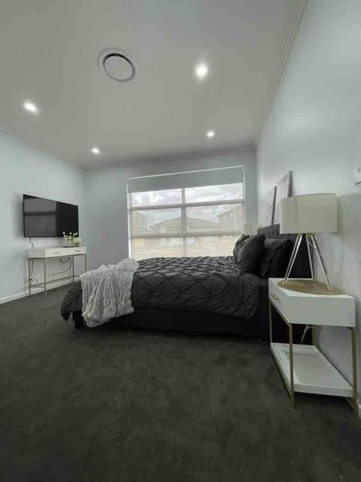 Neat 4 Bedroom In Catherine Fields Narellan Eksteriør billede